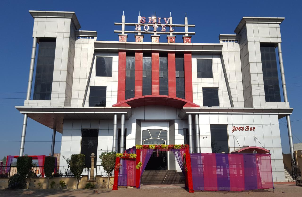 Shiv Hotel And Joe'S Bar & Restaurant Jandiala Exteriér fotografie